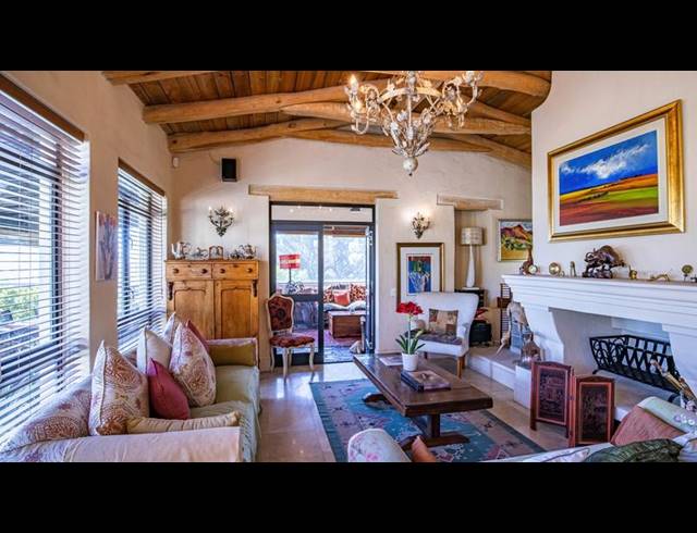 3 BEDROOM HOUSE FOR SALE IN BAVIAANSKLOOF ESTATE